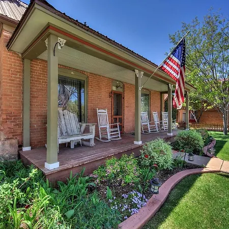 Cali Cochitta Vacation Rentals-3